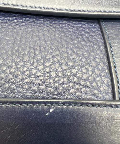 Christian Louboutin（クリスチャン・ルブタン）Christian Louboutin (クリスチャン・ルブタン) チェーンショルダーバッグ ネイビーの古着・服飾アイテム