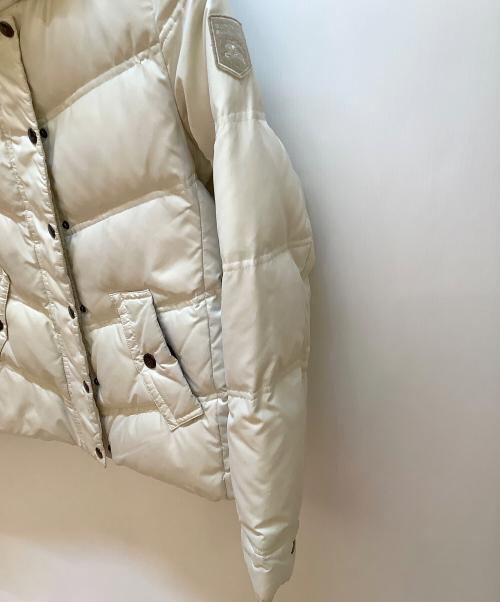 BURBERRY（バーバリー）BURBERRY (バーバリー) ダウンジャケット アイボリー サイズ:38の古着・服飾アイテム