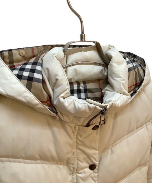 BURBERRY（バーバリー）BURBERRY (バーバリー) ダウンジャケット アイボリー サイズ:38の古着・服飾アイテム