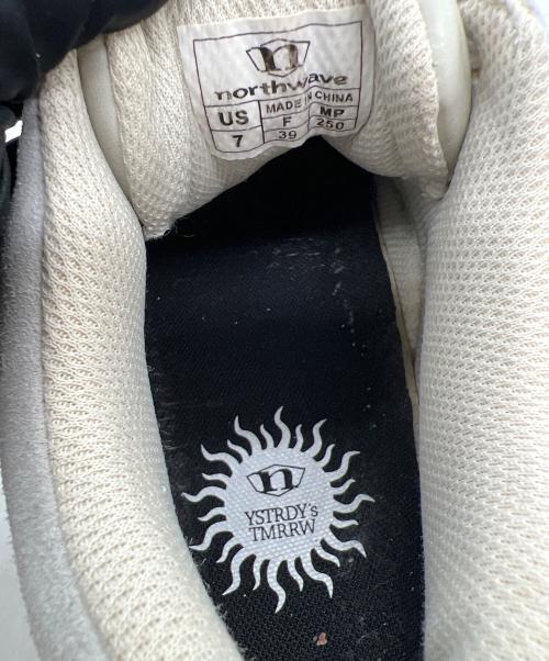 NORTHWAVE（ノースウェーブ）NORTHWAVE (ノースウェーブ) NORTHWAVE ライトグレー サイズ:25の古着・服飾アイテム