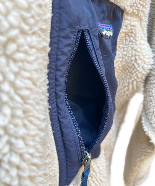 Patagonia（パタゴニア）Patagonia (パタゴニア) フリースジャケット ネイビー×ベージュ サイズ:XXSの古着・服飾アイテム