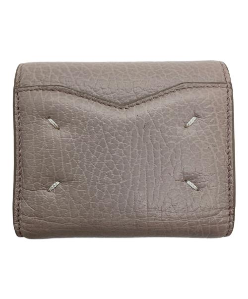 Maison Margiela（メゾンマルジェラ）Maison Margiela (メゾンマルジェラ) 3つ折り財布 ピンクベージュの古着・服飾アイテム