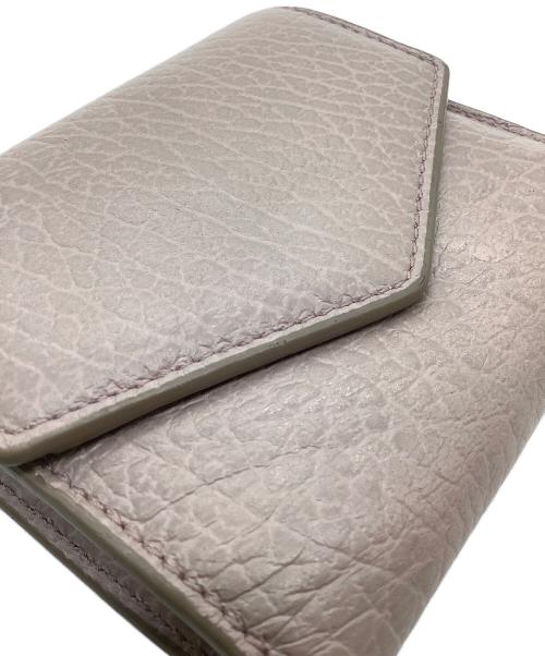 Maison Margiela（メゾンマルジェラ）Maison Margiela (メゾンマルジェラ) 3つ折り財布 ピンクベージュの古着・服飾アイテム