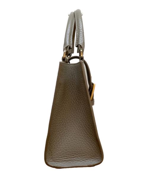 FURLA（フルラ）FURLA (フルラ) ハンドバッグ アイボリーの古着・服飾アイテム