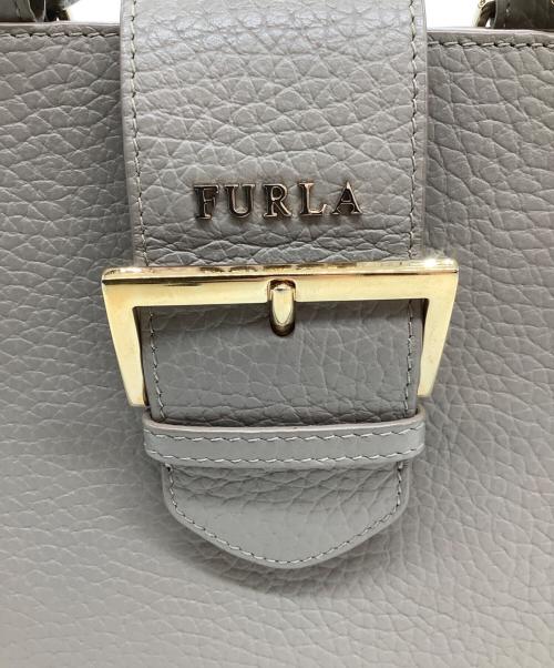 FURLA（フルラ）FURLA (フルラ) ハンドバッグ アイボリーの古着・服飾アイテム