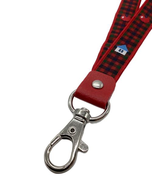 familiar（ファミリア）familiar (ファミリア) ネックストラップ レッド 未使用品の古着・服飾アイテム