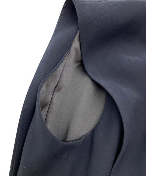 anuans（アニュアンス）anuans (アニュアンス) ダブルサテンテーラードフレアワンピース ネイビー サイズ:SIZE Mの古着・服飾アイテム