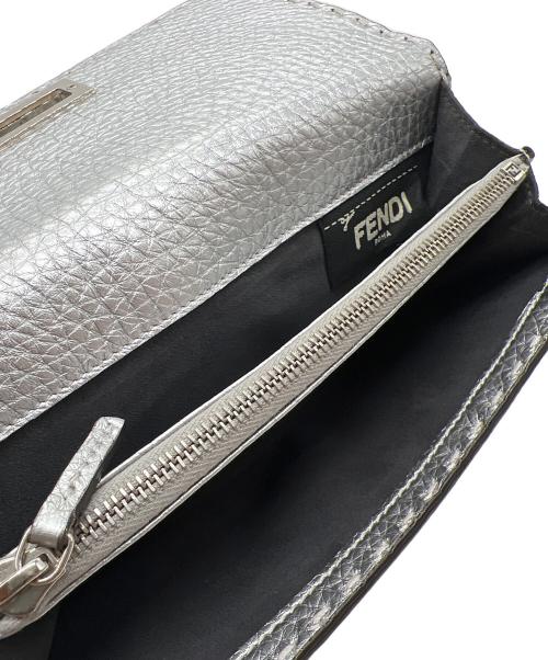 FENDI（フェンディ）FENDI (フェンディ) 長財布 シルバーの古着・服飾アイテム