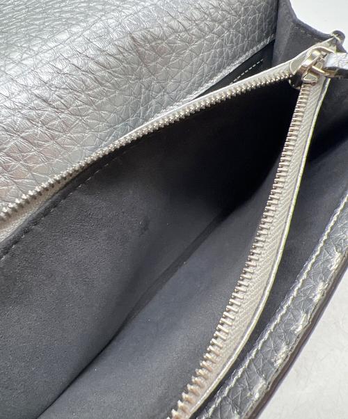 FENDI（フェンディ）FENDI (フェンディ) 長財布 シルバーの古着・服飾アイテム