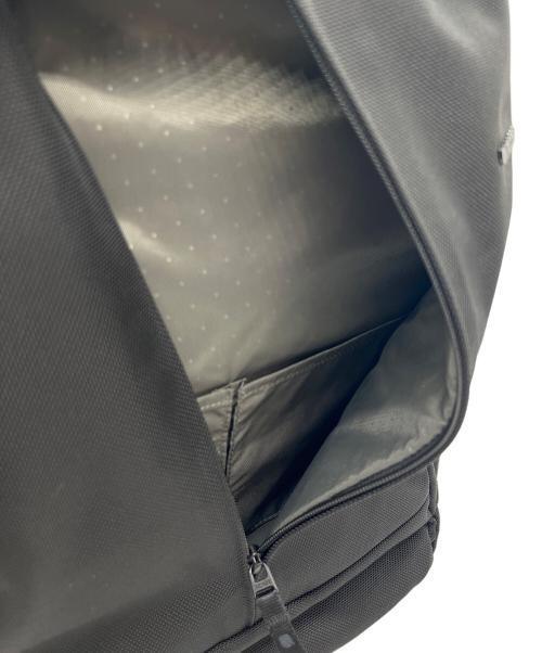 Incase（インケース）Incase (インケース) Tracks Backpack 18L ブラックの古着・服飾アイテム