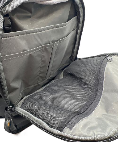 Incase（インケース）Incase (インケース) Tracks Backpack 18L ブラックの古着・服飾アイテム