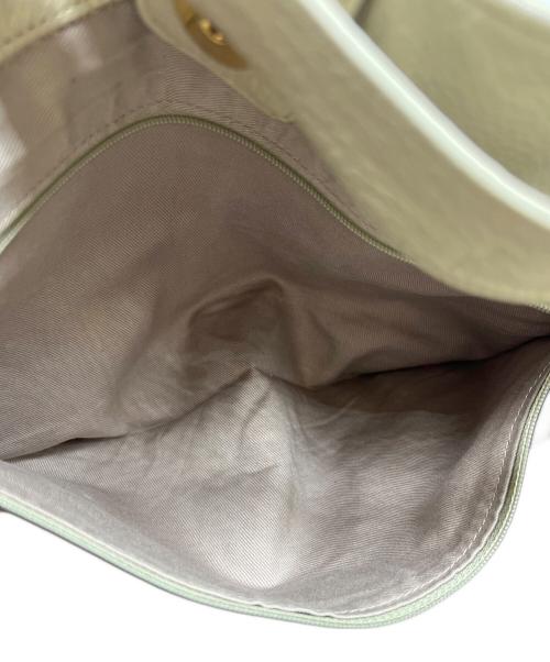 ATAO（アタオ）ATAO (アタオ) 2WAYショルダーバッグ シャンパンゴールドの古着・服飾アイテム