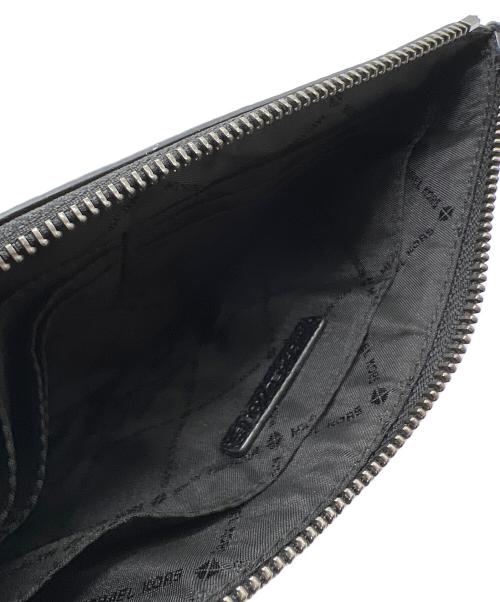 MICHAEL KORS（マイケル・コース）MICHAEL KORS (マイケル・コース) クラッチバッグ ブラックの古着・服飾アイテム