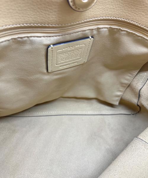 COACH（コーチ）COACH (コーチ) ハンドバッグ アイボリーの古着・服飾アイテム