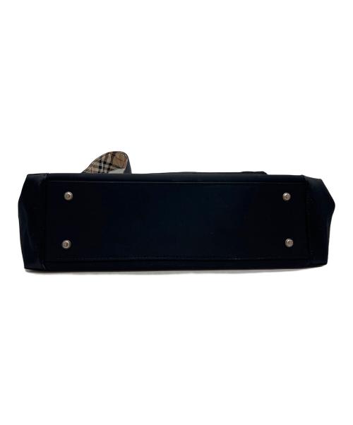 BURBERRY BLUE LABEL（バーバリー ブルー レーベル）BURBERRY BLUE LABEL (バーバリーロンドンブルーレーベル) ショルダーバッグ ブラックの古着・服飾アイテム