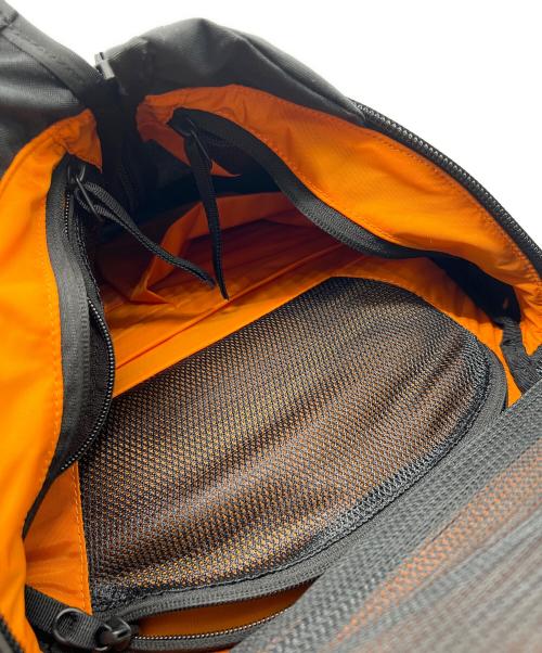 MYSTERY RANCH（ミステリーランチ）MYSTERY RANCH (ミステリーランチ) リュック ブラック×オレンジの古着・服飾アイテム