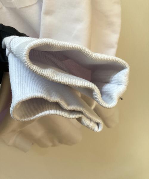 DSQUARED2（ディースクエアード）DSQUARED2 (ディースクエアード) プルオーバーパーカー ホワイト サイズ:14Yの古着・服飾アイテム