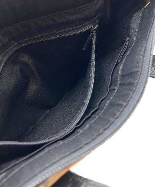 BURBERRY（バーバリー）BURBERRY (バーバリー) ハンドバッグ/ノバチェック ベージュ×ブラックの古着・服飾アイテム