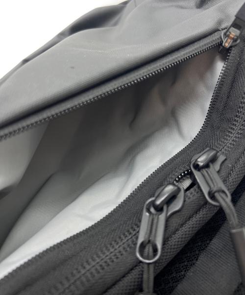 AER（エアー）AER (エアー) スリングバッグ ブラックの古着・服飾アイテム