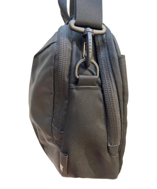 AER（エアー）AER (エアー) ショルダーバッグ ブラックの古着・服飾アイテム