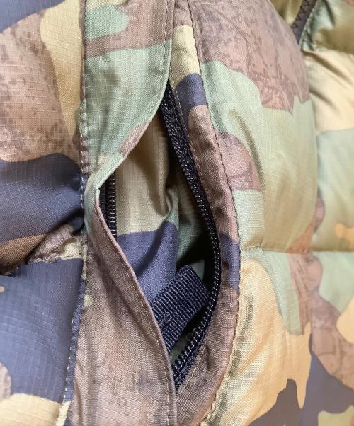 THE NORTH FACE（ザ ノース フェイス）THE NORTH FACE (ザ ノース フェイス) ダウンジャケット グリーン×ブラック サイズ:100の古着・服飾アイテム