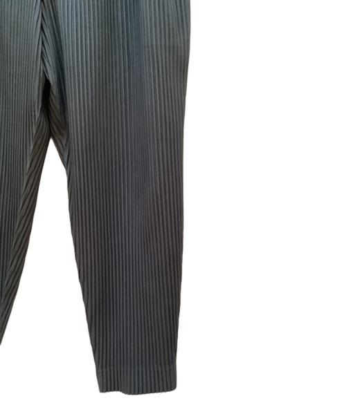 HOMME PLISSE ISSEY MIYAKE（オム プリッセ イッセイ ミヤケ）HOMME PLISSE ISSEY MIYAKE (オム プリッセ イッセイ ミヤケ) イージーパンツ グレー サイズ:2の古着・服飾アイテム