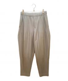 HOMME PLISSE ISSEY MIYAKE（オム プリッセ イッセイ ミヤケ）の古着「イージーパンツ」｜ライトグレー