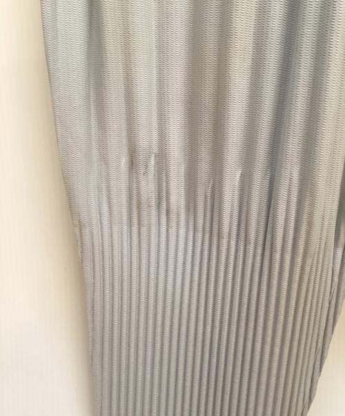 HOMME PLISSE ISSEY MIYAKE（オム プリッセ イッセイ ミヤケ）HOMME PLISSE ISSEY MIYAKE (オム プリッセ イッセイ ミヤケ) イージーパンツ ライトグレー サイズ:2の古着・服飾アイテム