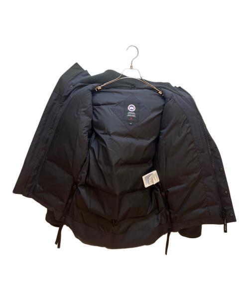 CANADA GOOSE（カナダグース）CANADA GOOSE (カナダグース) ダウンジャケット ネイビー サイズ:Ｓの古着・服飾アイテム