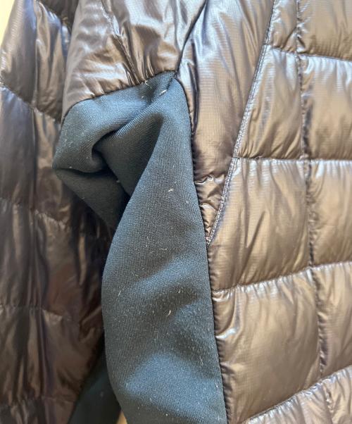 CANADA GOOSE（カナダグース）CANADA GOOSE (カナダグース) ライトダウンジャケット ネイビー サイズ:Mの古着・服飾アイテム