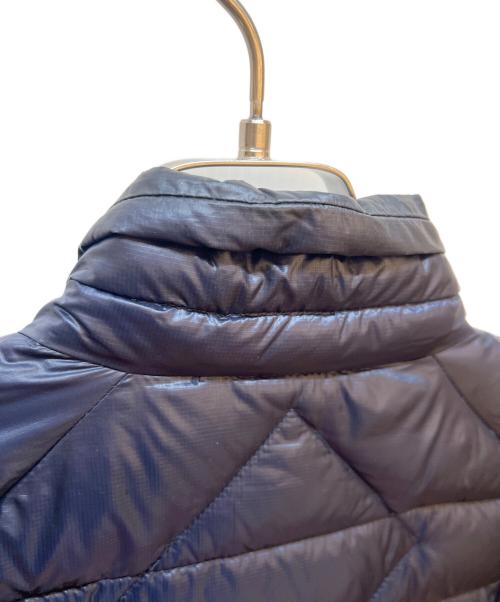 CANADA GOOSE（カナダグース）CANADA GOOSE (カナダグース) ライトダウンジャケット ネイビー サイズ:Mの古着・服飾アイテム