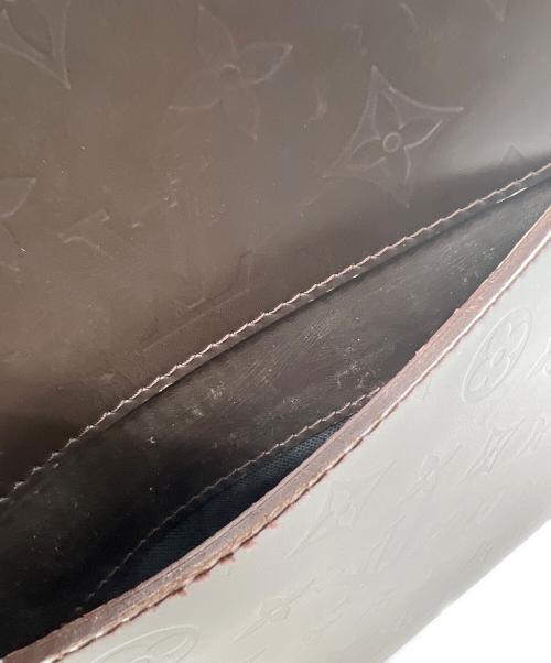 LOUIS VUITTON（ルイ ヴィトン）LOUIS VUITTON (ルイ ヴィトン) ショルダーバッグ ブラウンの古着・服飾アイテム