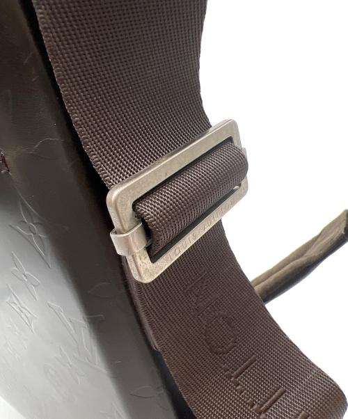 LOUIS VUITTON（ルイ ヴィトン）LOUIS VUITTON (ルイ ヴィトン) ショルダーバッグ ブラウンの古着・服飾アイテム