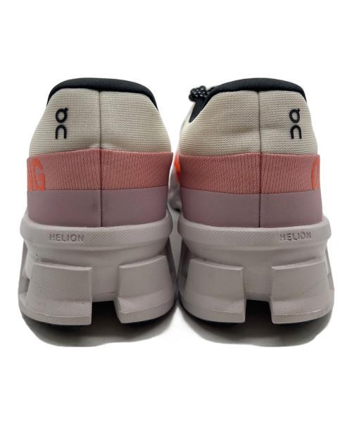 on（オン）on (オン) OnCloudmonster 2 ホワイト サイズ:26.5の古着・服飾アイテム