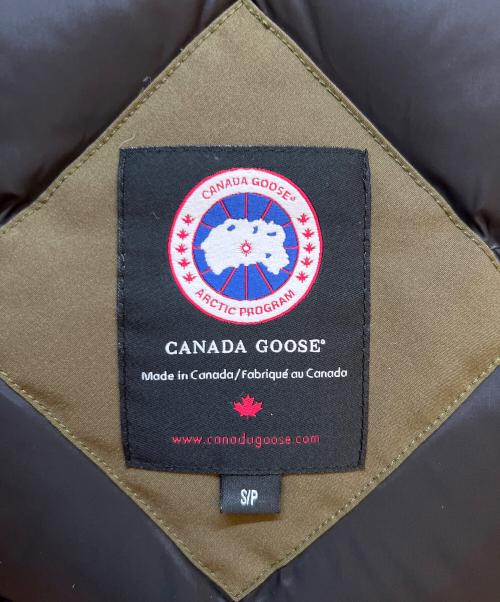 CANADA GOOSE（カナダグース）CANADA GOOSE (カナダグース) ダウンジャケット オリーブ サイズ:Sの古着・服飾アイテム