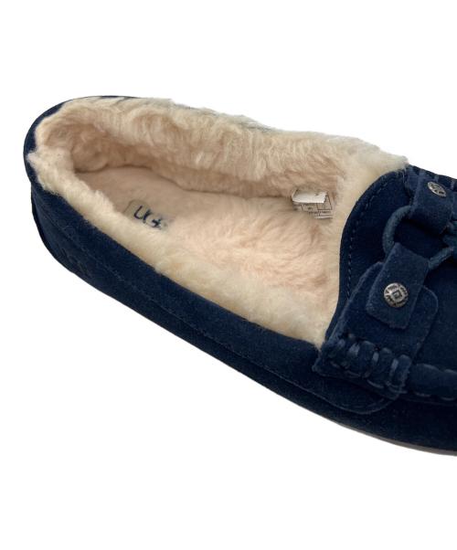 UGG（アグ）UGG (アグ) シューズ ネイビー サイズ:24の古着・服飾アイテム