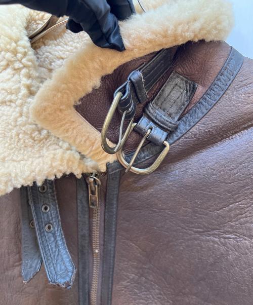 US ARMY（ユーエスアーミー）US ARMY (ユーエスアーミー) ムートンジャケット ブラウン サイズ:Mの古着・服飾アイテム