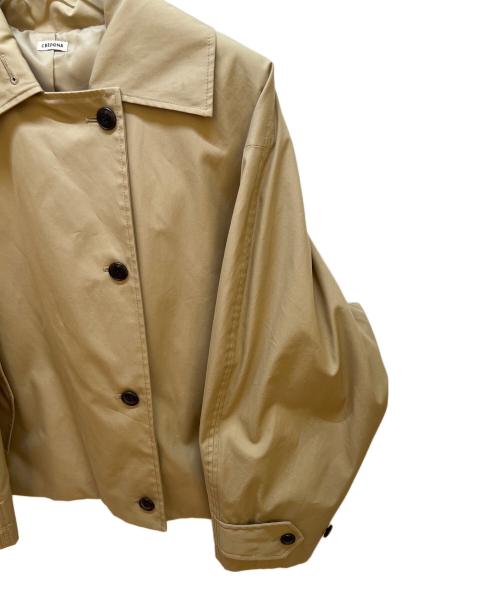 CREDONA（クレドナ）CREDONA (クレドナ) 60/2コットンギャバジンショートペンネトレンチコート ベージュ サイズ:1の古着・服飾アイテム