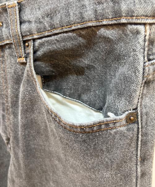 LEVI'S（リーバイス）LEVI'S (リーバイス) デニムパンツ グレー サイズ:30の古着・服飾アイテム