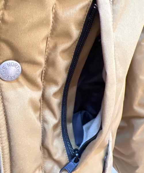 THE NORTHFACE PURPLELABEL（ザ・ノースフェイス パープルレーベル）THE NORTHFACE PURPLELABEL JOURNAL STANDARD relume (ジャーナルスタンダード レリューム) Mountain Short Down ブラウン サイズ:Mの古着・服飾アイテム