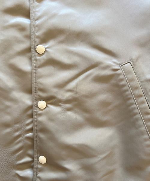 maison kitsune（メゾンキツネ）maison kitsune (メゾンキツネ) NBA (エヌビーエー) コーチジャケット ベージュ サイズ:Lの古着・服飾アイテム