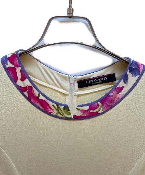 LEONARD（レオナール）LEONARD (レオナール) 半袖ワンピース アイボリー×パープル×ピンク サイズ:36の古着・服飾アイテム