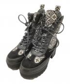 LOUIS VUITTONルイ ヴィトン）の古着「アンクルブーツ/ローリエ―ト」｜ライトグレー