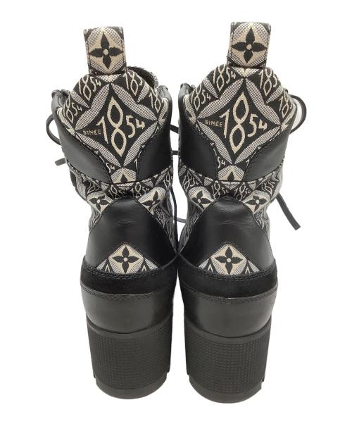 LOUIS VUITTON（ルイ ヴィトン）LOUIS VUITTON (ルイ ヴィトン) アンクルブーツ/ローリエ―ト ライトグレー サイズ:37の古着・服飾アイテム