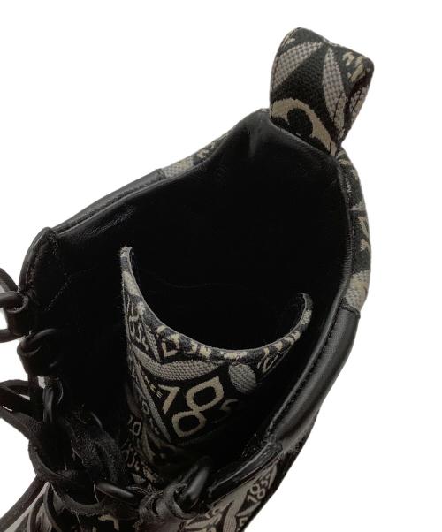 LOUIS VUITTON（ルイ ヴィトン）LOUIS VUITTON (ルイ ヴィトン) アンクルブーツ/ローリエ―ト ライトグレー サイズ:37の古着・服飾アイテム