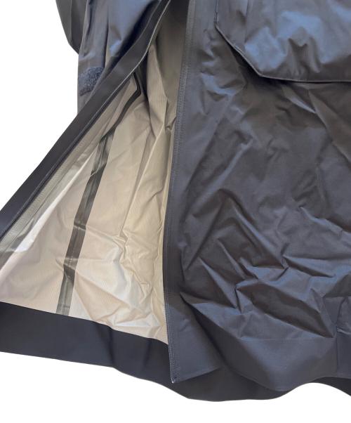 Snow peak（スノーピーク）Snow peak (スノーピーク) レインジャケット ブラック サイズ:1 未使用品の古着・服飾アイテム