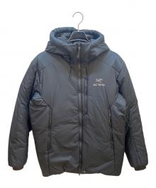 ARC'TERYX（アークテリクス）の古着「中綿ジャケット」｜ネイビー