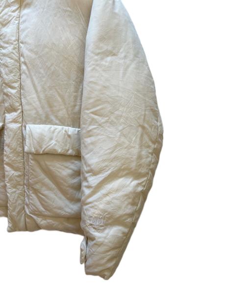 HELLY HANSEN（ヘリーハンセン）HELLY HANSEN (ヘリーハンセン) ダウンジャケット アイボリー サイズ:Lの古着・服飾アイテム