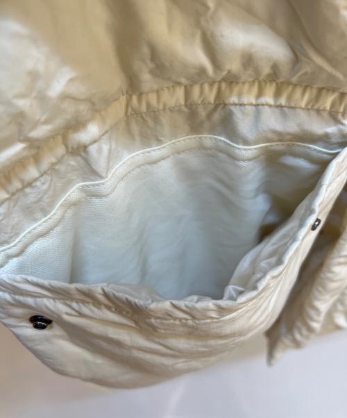 HELLY HANSEN（ヘリーハンセン）HELLY HANSEN (ヘリーハンセン) ダウンジャケット アイボリー サイズ:Lの古着・服飾アイテム