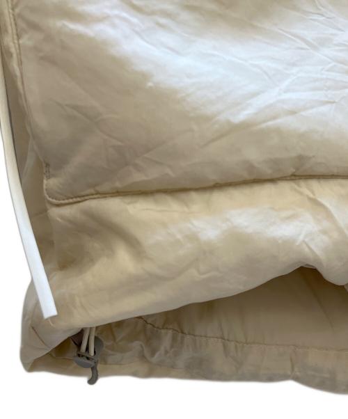 HELLY HANSEN（ヘリーハンセン）HELLY HANSEN (ヘリーハンセン) ダウンジャケット アイボリー サイズ:Lの古着・服飾アイテム